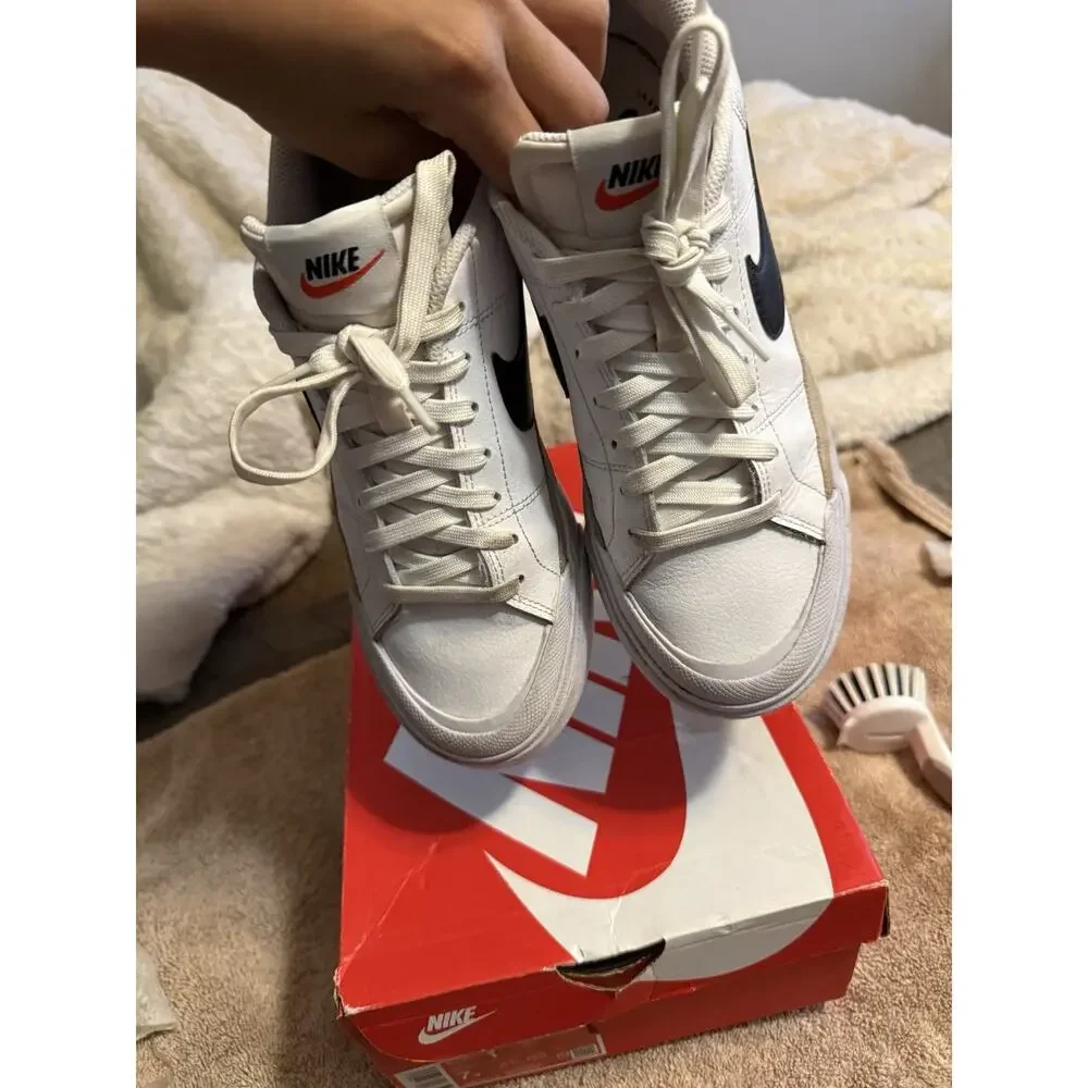 Nike Court Legacy White Hemp Leather Low Top Lace Up (Pre-Owned)